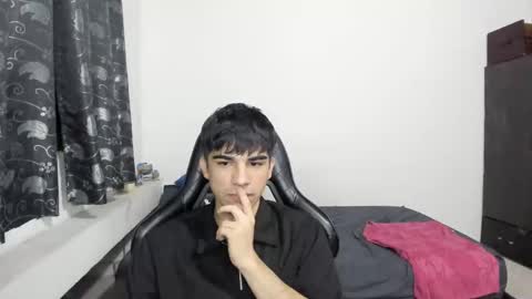 pakun_ online show from March 2025 01:32:02 AM