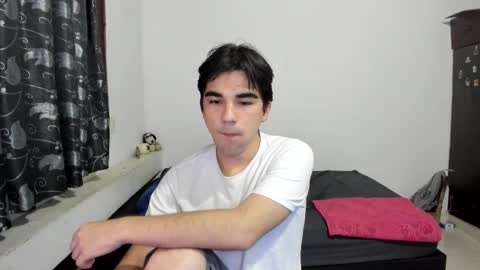 pakun_ online show from September 2025 01:40:02 AM