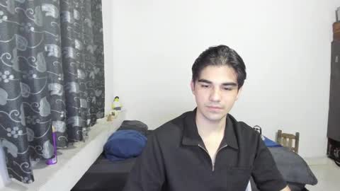 pakun_ online show from October 2025 11:32:02 PM