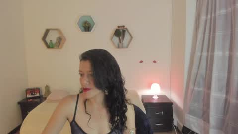 Paloma  online show from March 2026 08:41:02 PM