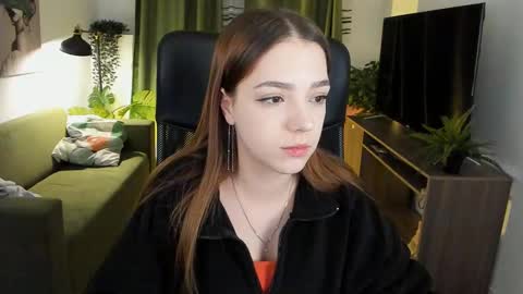 Snapshot of pambeeslyy chatting on March 2025 06:01:02 PM Pam online show from March 2025 06:01:02 PM