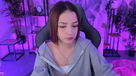 Snapshot of pambeeslyy chatting on October 2025 08:23:02 AM Pam online show from October 2025 08:23:02 AM