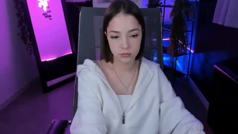 Snapshot of pambeeslyy chatting on October 2025 06:36:02 AM Pam online show from October 2025 06:36:02 AM