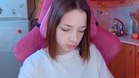 Snapshot of pambeeslyy chatting on March 2026 09:27:01 AM Pam online show from March 2026 09:27:01 AM