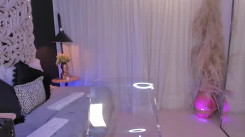 pamela online show from October 2025 04:20:02 AM