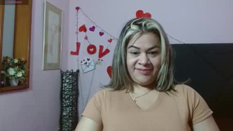 Snapshot of pamela_echeverria chatting on June 2026 11:48:01 AM pamela_echeverria online show from June 2026 11:48:01 AM