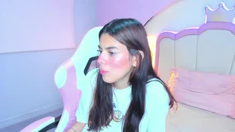 Snapshot of pamela_monroy_ chatting on May 2026 09:37:01 AM Princess Pamela online show from May 2026 09:37:01 AM
