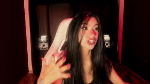 Snapshot of pamelaascott chatting on May 2026 04:42:02 AM P A M online show from May 2026 04:42:02 AM