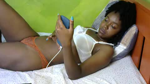 Snapshot of pamelacreed7 chatting on December 2024 05:20:01 AM pamela online show from December 2024 05:20:01 AM