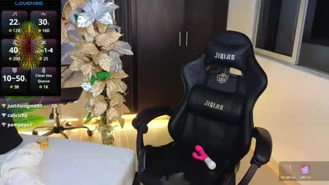 Paola online show from December 2024 01:36:02 AM