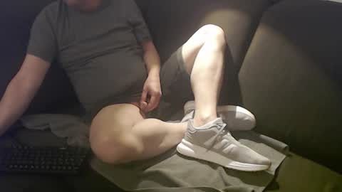 Patrick online show from November 2025 05:35:01 PM