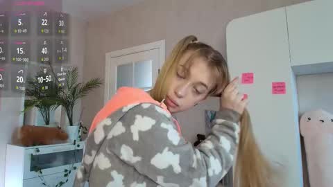 Lina online show from February 2026 03:04:02 AM