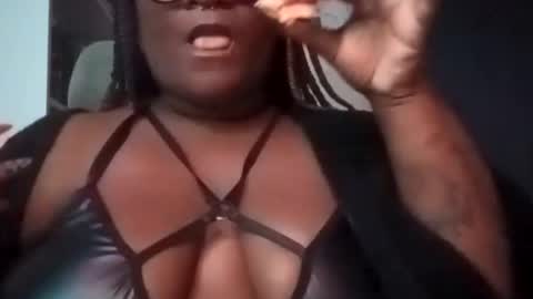 Snapshot of pandamami chatting on February 2025 03:58:02 AM pandamami online show from February 2025 03:58:02 AM