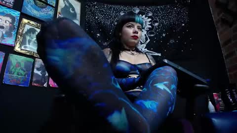       online show from March 2025 08:00:01 PM