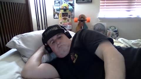 panos online show from February 2025 05:15:02 PM