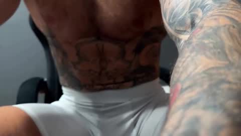 Oleg online show from November 2025 04:50:01 PM