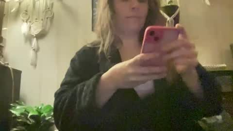 Snapshot of pantiesofthefae chatting on February 2026 11:10:01 AM Pantiesofthefae online show from February 2026 11:10:01 AM