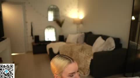 Kristina Kriss online show from March 2026 02:20:01 PM