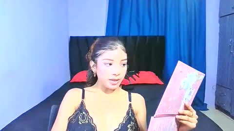 Snapshot of pao2helena chatting on February 2026 11:55:02 PM pao2helena online show from February 2026 11:55:02 PM