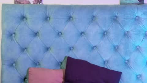 Paola Lyon online show from September 2025 05:14:01 PM