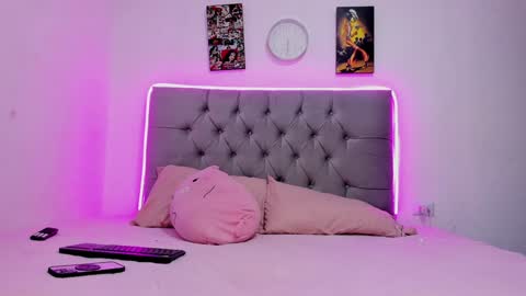 paola online show from December 2024 01:34:01 AM