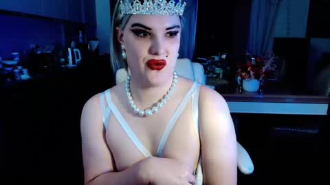 Snapshot of paoladoll chatting on November 2025 05:12:03 AM Sarina Williams online show from November 2025 05:12:03 AM