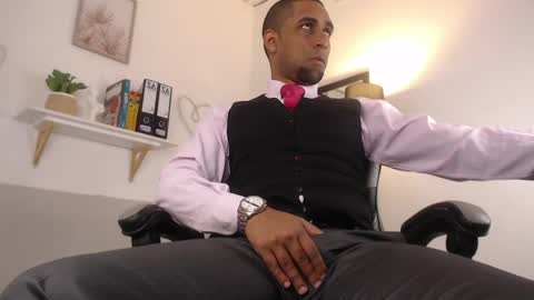 Snapshot of paolo_blaze chatting on May 2026 02:33:02 PM PAOLO online show from May 2026 02:33:02 PM