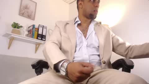 Snapshot of paolo_blaze chatting on May 2026 12:33:02 PM PAOLO online show from May 2026 12:33:02 PM