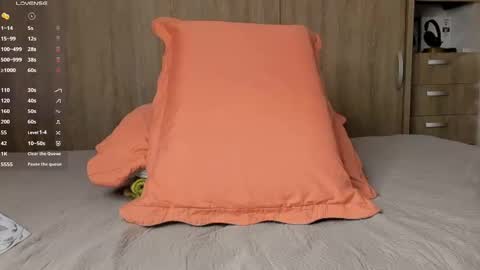 Paolo online show from January 2025 03:50:02 AM