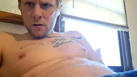 papapfouts online show from April 2026 09:48:01 PM