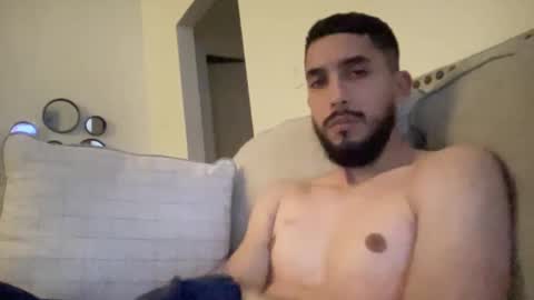 papicubano_guapo23cm online show from March 2025 08:23:02 AM