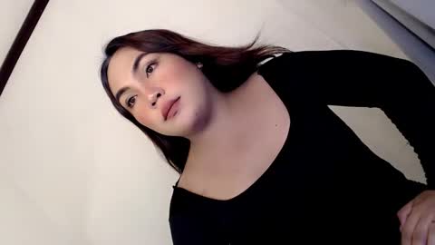 Fina Dwarf online show from December 2025 02:16:01 AM