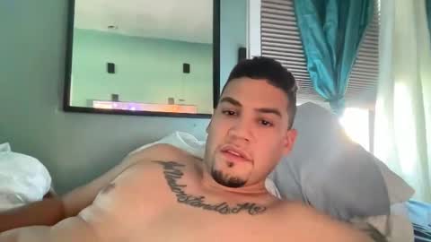 PapiiNyc21 online show from October 2025 07:00:01 PM