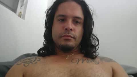 Snapshot of papiipr185 chatting on June 2026 02:56:01 AM PapiiPR185 online show from June 2026 02:56:01 AM
