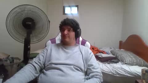 Snapshot of papitowilly999 chatting on December 2025 06:46:02 PM Papito online show from December 2025 06:46:02 PM