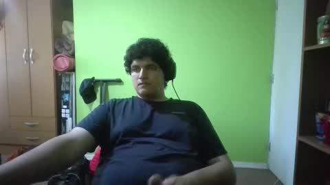 Snapshot of papitowilly999 chatting on December 2025 09:43:02 PM Papito online show from December 2025 09:43:02 PM