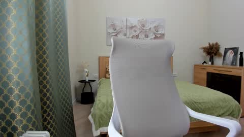 Melena online show from February 2026 08:43:01 AM