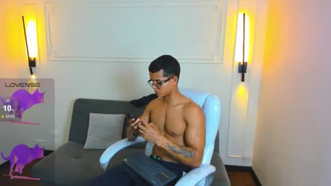 Ryan And Casper online show from March 2026 06:03:01 PM