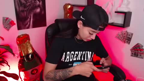 Paris D angelo online show from December 2024 12:40:02 AM