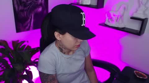 Paris D angelo online show from February 2025 04:20:01 AM