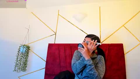 paris_evans_01 online show from January 2026 12:07:02 PM