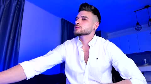 Paris online show from February 2025 08:58:01 PM