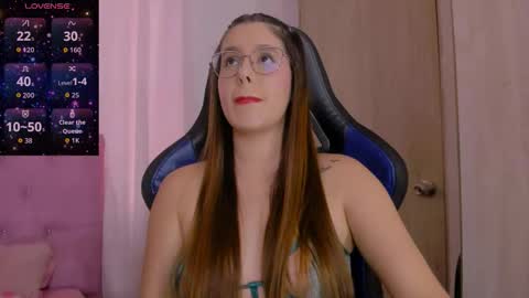 Snapshot of parisshayk chatting on February 2026 06:18:01 PM Paris online show from February 2026 06:18:01 PM