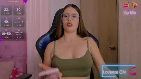Snapshot of parisshayk chatting on March 2026 06:48:02 PM Paris online show from March 2026 06:48:02 PM