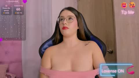Snapshot of parisshayk chatting on March 2026 06:47:02 PM Paris online show from March 2026 06:47:02 PM
