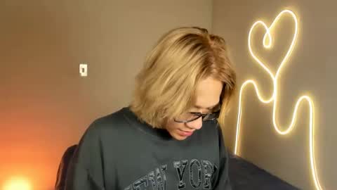 connie online show from December 2024 08:25:02 PM