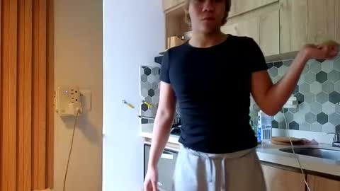 connie online show from January 2026 03:06:02 PM