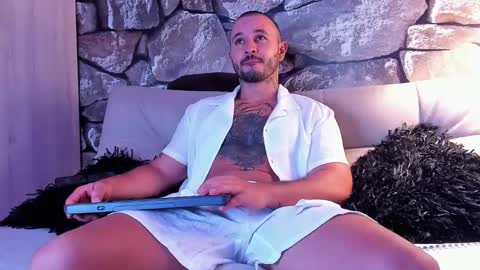 parker lavine online show from January 2025 03:45:01 AM