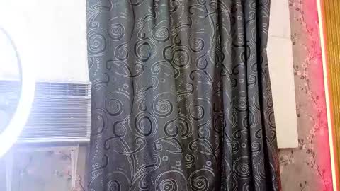 party_with_medellin11 online show from November 2025 01:35:02 PM