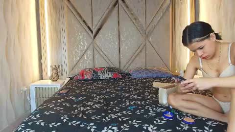 Danna online show from June 2026 01:45:02 PM